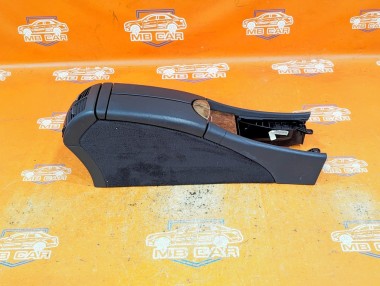 Подлокотник MERCEDES-BENZ E-класс W211/S211 (2002 - 2006) — Разборка Мерседес