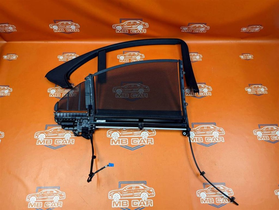 Шторка задней двери MERCEDES-BENZ S-класс AMG W222/C217/A217 (2013 - 2017) фото 1 — Разборка Мерседес