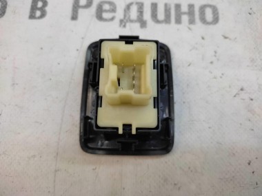Кнопка стеклоподъемников MERCEDES-BENZ Citan W415 (2012 - 2021) — Разборка Мерседес