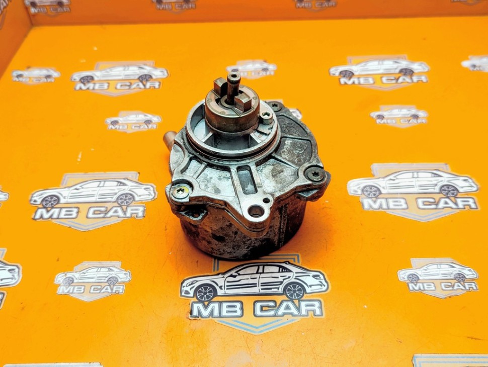 Насос вакуумный MERCEDES-BENZ GL-класс X164 (2006 - 2009) фото 1 — Разборка Мерседес