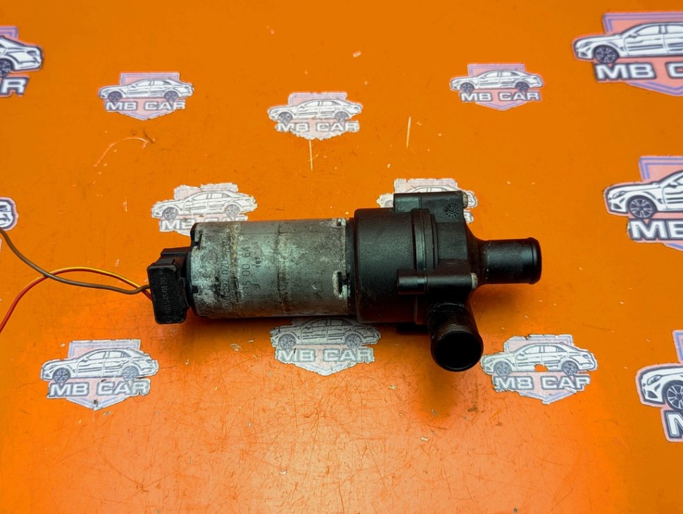 Насос циркуляционный MERCEDES-BENZ C-класс W203/S203/CL203 (2000 - 2004) фото 1 — Разборка Мерседес