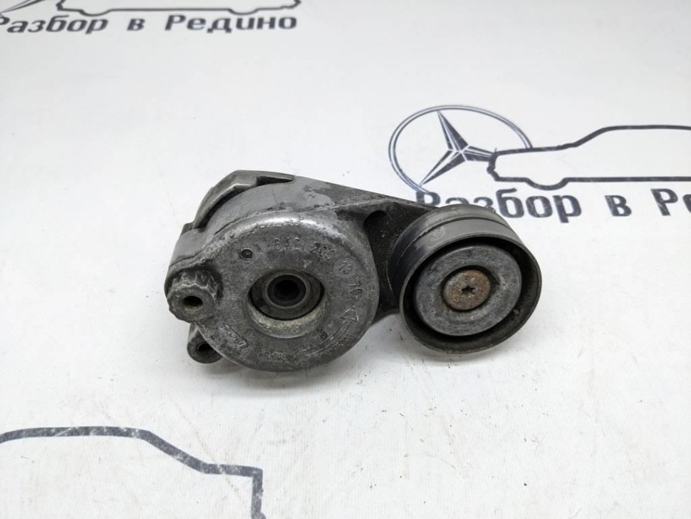 Натяжитель ремня MERCEDES-BENZ M-класс W164 (2005 - 2008) фото 1 — Разборка Мерседес
