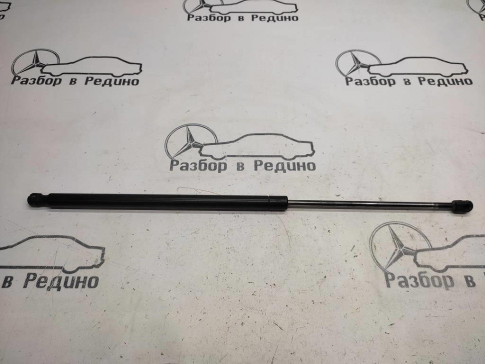 Амортизатор крышки багажника MERCEDES-BENZ V-класс W639 (2003 - 2014) фото 1 — Разборка Мерседес