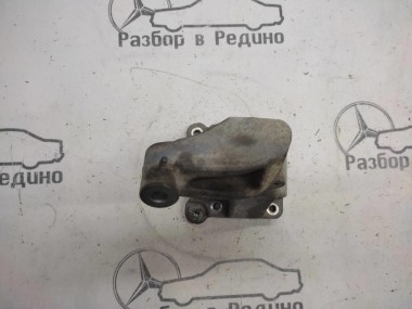 Лапа левая MERCEDES-BENZ E-класс W211/S211 (2002 - 2006) — Разборка Мерседес