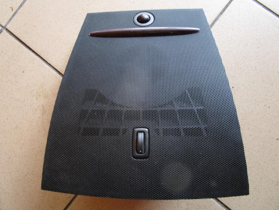 Сетки динамиков торпеды MERCEDES-BENZ A-класс W169 (2004 - 2008) фото 1 — Разборка Мерседес