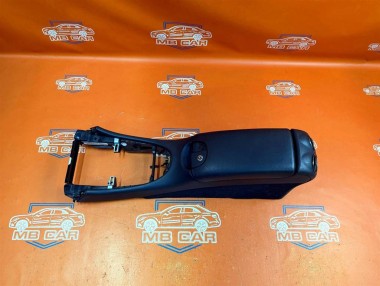 Подлокотник MERCEDES-BENZ CLK-класс C209/W209 (2002 - 2005) — Разборка Мерседес