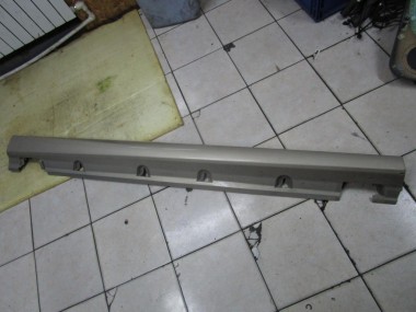 Порог пластиковый правый MERCEDES-BENZ M-класс W166 (2011 - 2015) — Разборка Мерседес