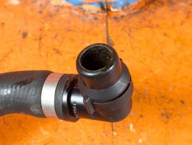 Патрубок ОЖ MERCEDES-BENZ C-класс W204/S204/С204 рестайлинг (2011 - 2015) &mdash; Разборка Мерседес