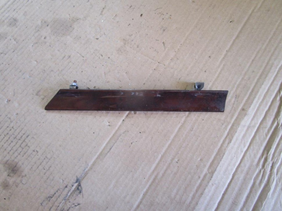 Молдинг торпеды MERCEDES-BENZ W124 W124/S124/C124/A124 (1984 - 1993) фото 1 — Разборка Мерседес