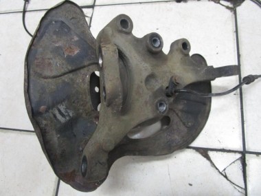 Кулак поворотный передний левый MERCEDES-BENZ C-класс W203/S203/CL203 рестайлинг (2004 - 2008) — Разборка Мерседес