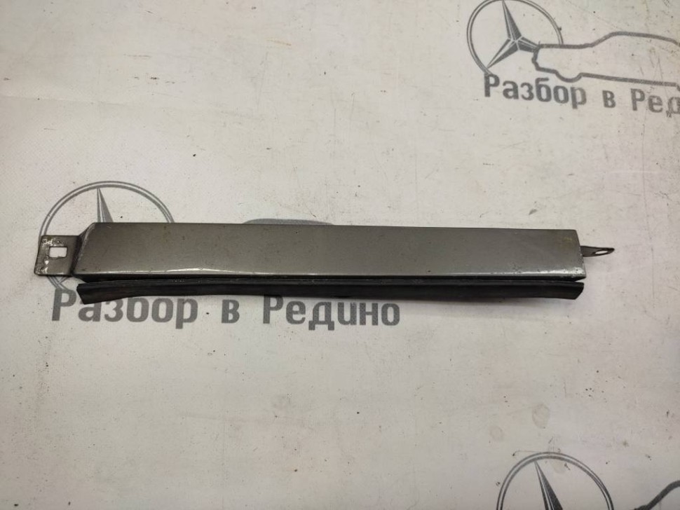 Ресницы фар MERCEDES-BENZ W124 W124/S124/C124/A124 (1984 - 1993) фото 1 — Разборка Мерседес