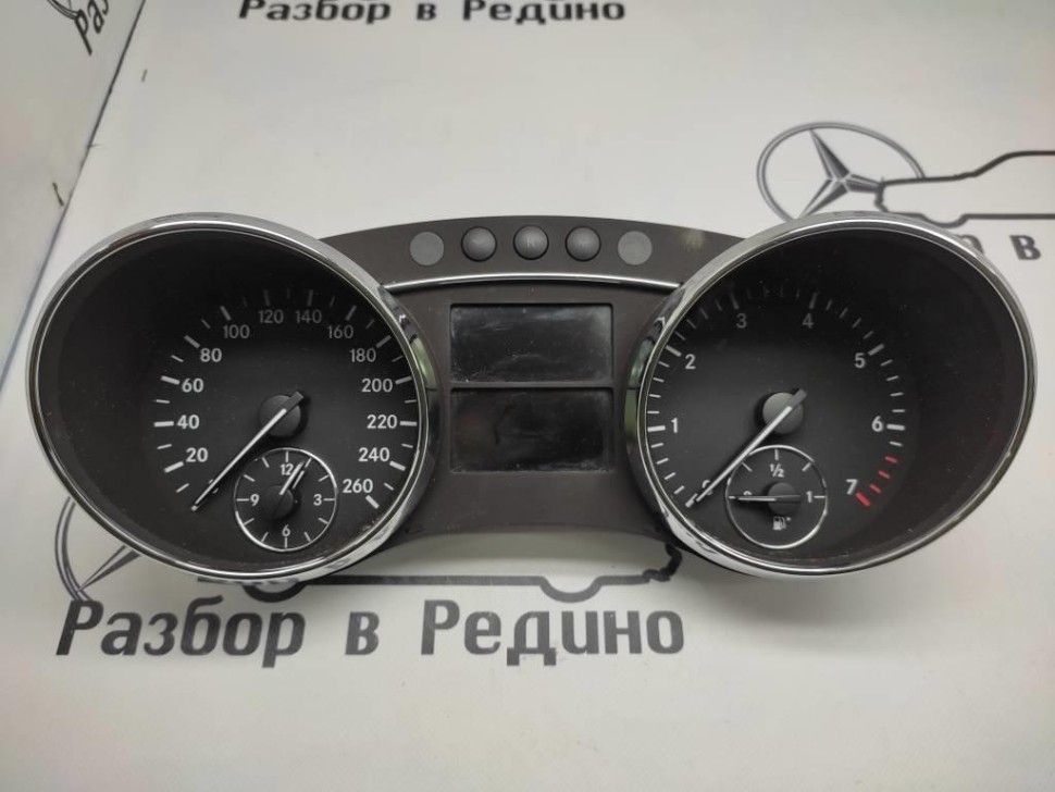 Щиток приборов MERCEDES-BENZ R-класс W251 (2005 - 2007) фото 1 — Разборка Мерседес
