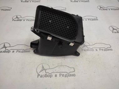 Воздухозаборник MERCEDES-BENZ R-класс W251 (2005 - 2007) — Разборка Мерседес