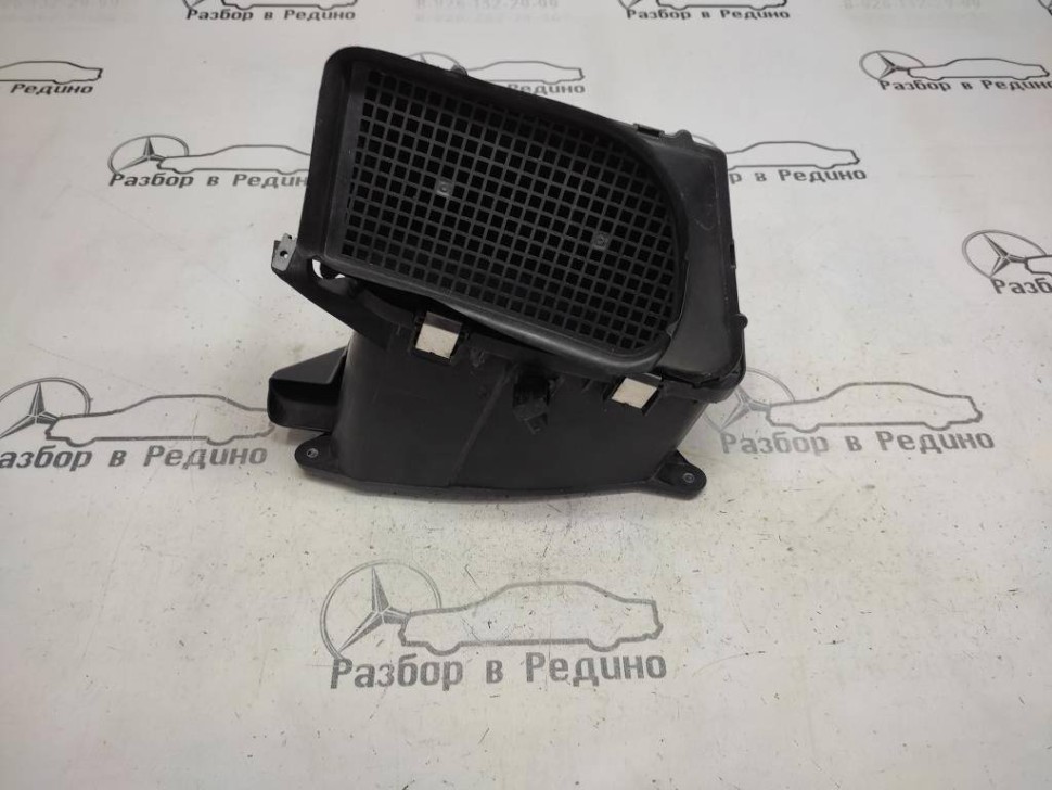 Воздухозаборник MERCEDES-BENZ R-класс W251 (2005 - 2007) фото 1 — Разборка Мерседес