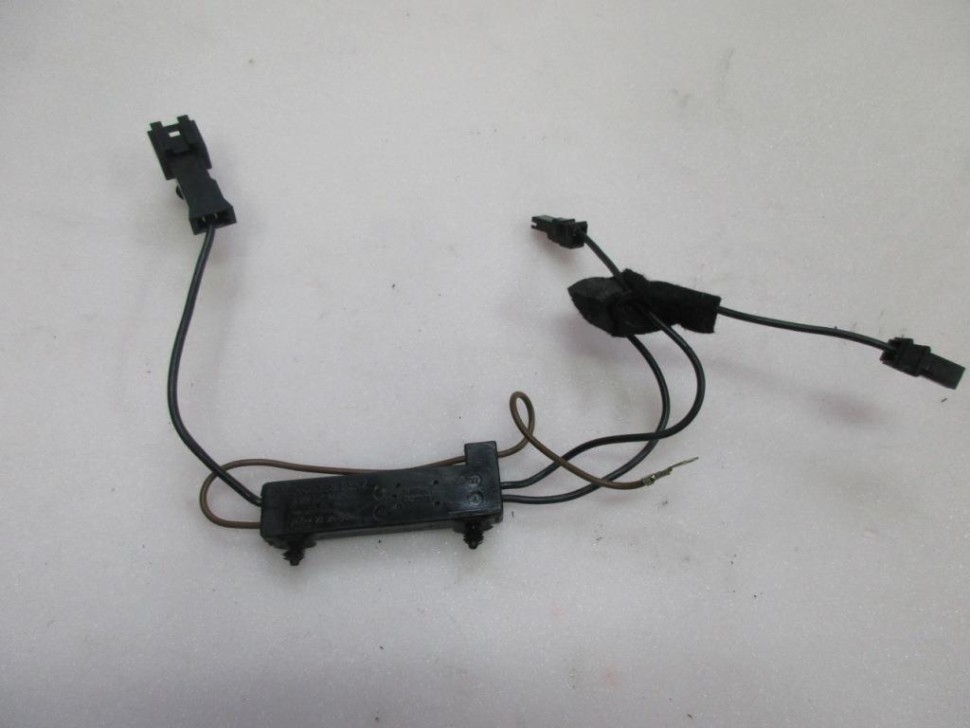 Антенна MERCEDES-BENZ E-класс W212/S212/C207/A207 рестайлинг (2013 - 2016) фото 1 — Разборка Мерседес