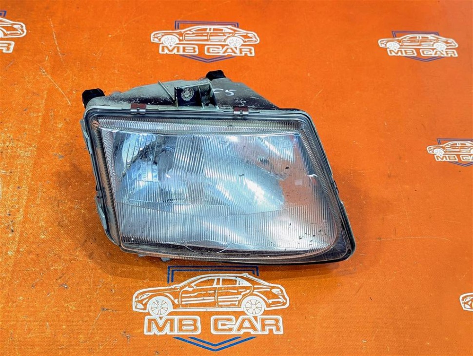 Фара правая MERCEDES-BENZ Vito W638 (1996 - 2003) фото 1 — Разборка Мерседес