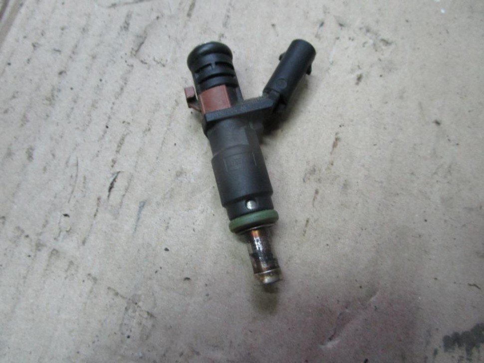 Форсунка БЕНЗИН MERCEDES-BENZ C-класс W204/S204 (2006 - 2011) фото 1 — Разборка Мерседес