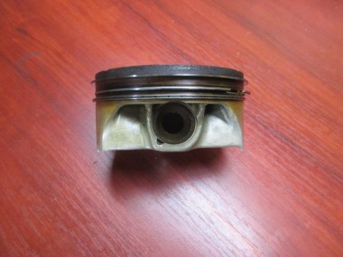 Поршень бензин MERCEDES-BENZ G-класс W463 рестайлинг 3 (2012 - 2015) — Разборка Мерседес