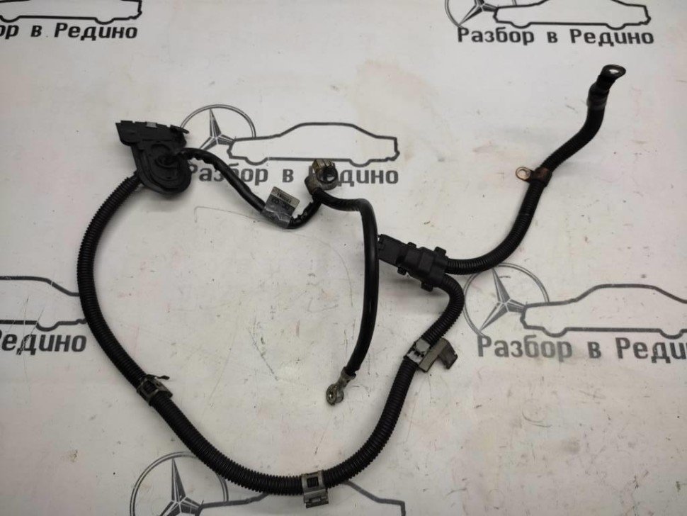 Провод стартера MERCEDES-BENZ C-класс W203/S203/CL203 рестайлинг (2004 - 2008) фото 1 — Разборка Мерседес