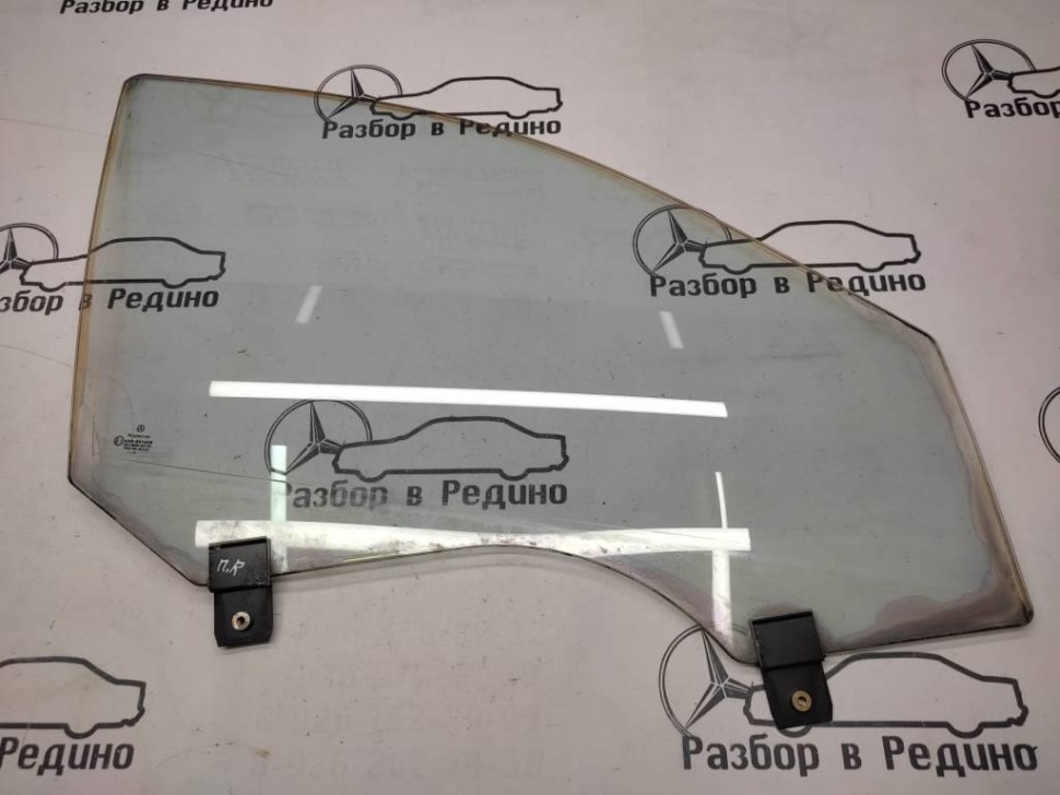 Стекло переднее правое MERCEDES-BENZ S-класс W220 рестайлинг (2002 - 2005) фото 1 — Разборка Мерседес