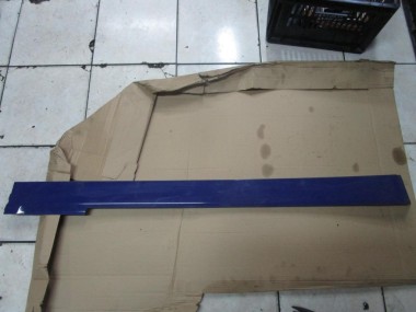 Крышка шины сдвижной двери MERCEDES-BENZ V-класс W639 (2003 - 2014) — Разборка Мерседес