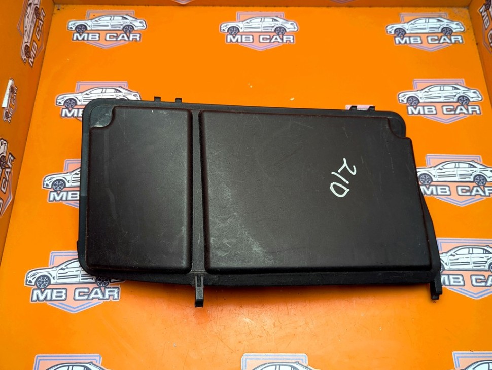 Крышка блока предохранителей MERCEDES-BENZ M-класс W163 рестайлинг (2001 - 2005) фото 1 — Разборка Мерседес