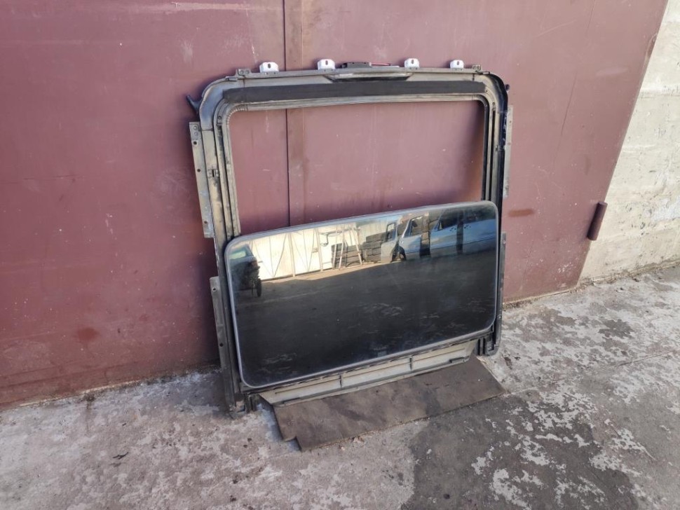 Люк сдвижной MERCEDES-BENZ M-класс AMG W163 (2000 - 2001) фото 1 — Разборка Мерседес