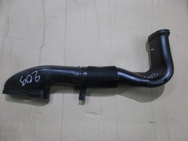 Патрубок воздушный MERCEDES-BENZ E-класс W212/S212/C207/A207 рестайлинг (2013 - 2016) — Разборка Мерседес