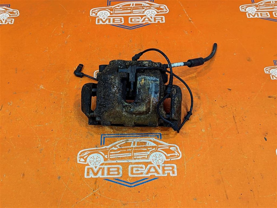 Суппорт передний левый MERCEDES-BENZ M-класс W164 (2005 - 2008) фото 1 — Разборка Мерседес