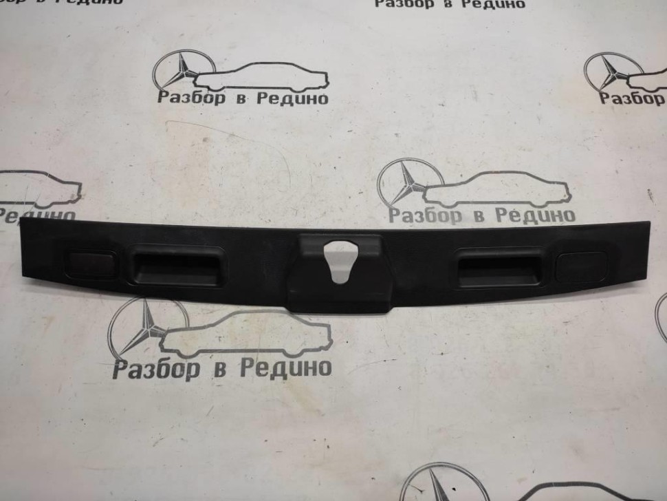 Накладка крышки багажника MERCEDES-BENZ ML-class w164 фото 1 — Разборка Мерседес