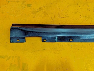 Порог пластиковый правый MERCEDES-BENZ C-класс W204/S204 (2006 - 2011) — Разборка Мерседес