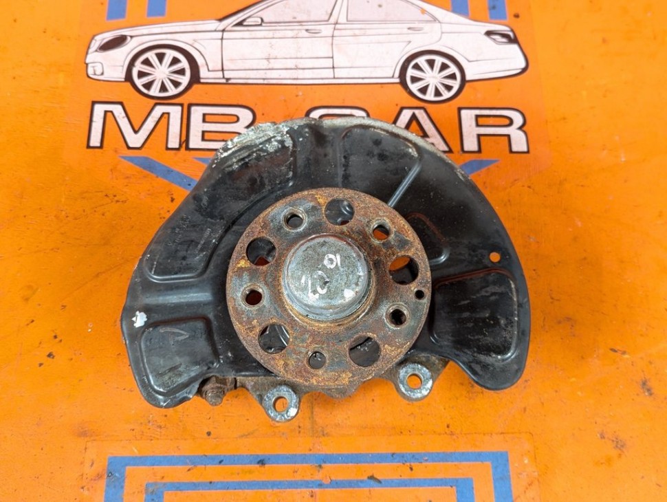 Кулак поворотный передний левый MERCEDES-BENZ E-класс W212/S212/C207/A207 (2009 - 2013) фото 1 &mdash; Разборка Мерседес