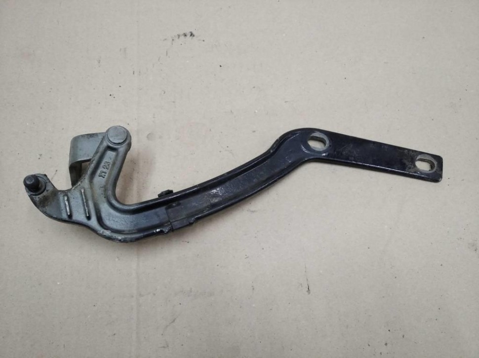 Петля крышки багажника MERCEDES-BENZ E-класс W210/S210 рестайлинг (1999 - 2003) фото 1 — Разборка Мерседес