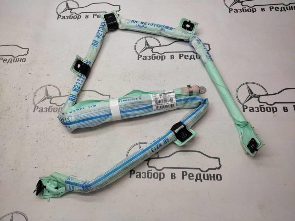 Шторка безопасности правая MERCEDES-BENZ E-класс W213/S213/C238/A238 (2016 - 2021) фото 1 — Разборка Мерседес