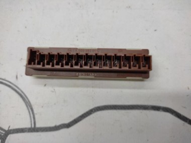 Разъем MERCEDES-BENZ M-класс W166 (2011 - 2015) — Разборка Мерседес