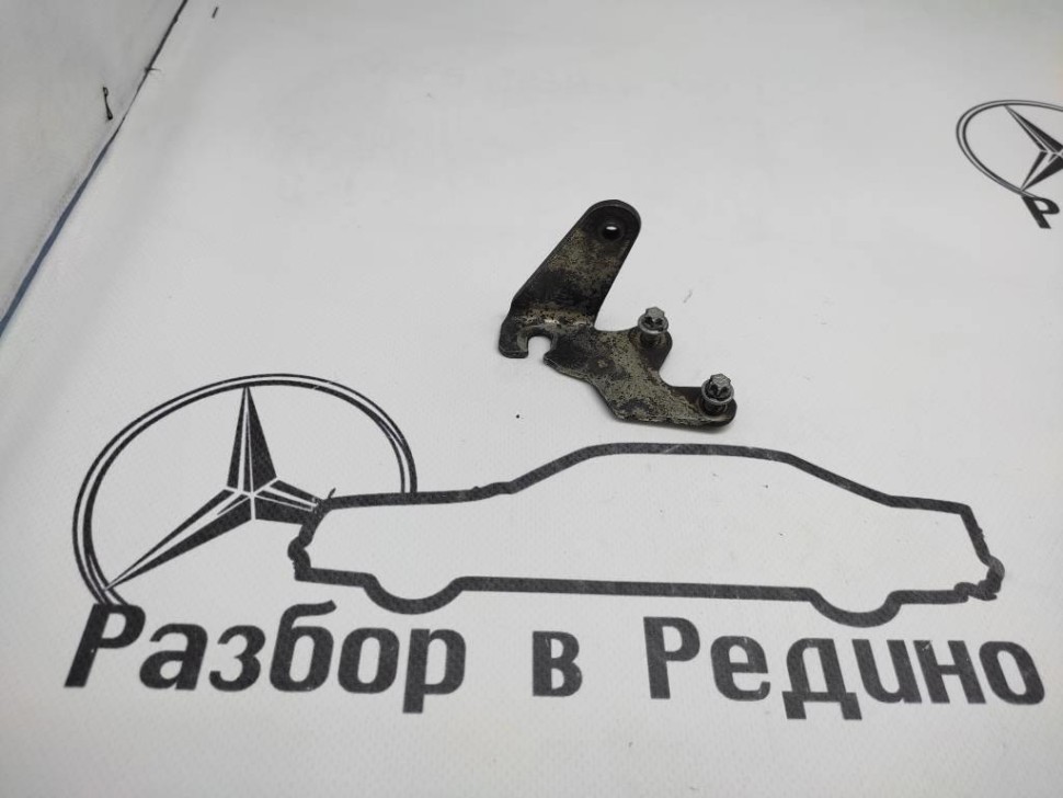 Кронштейн MERCEDES-BENZ V-класс W639 (2003 - 2014) фото 1 — Разборка Мерседес