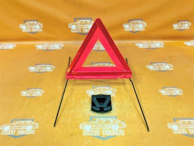 Знак аварийной остановки MERCEDES-BENZ C-класс W204/S204 (2006 - 2011) — Разборка Мерседес