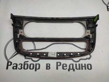 Накладка блока климата MERCEDES-BENZ R-класс W251 (2005 - 2007) — Разборка Мерседес