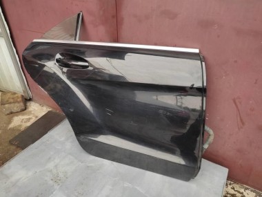 Дверь задняя правая MERCEDES-BENZ CLS-класс C218/X218 (2010 - 2014) — Разборка Мерседес