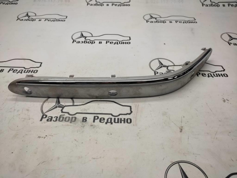 Накладка переднего бампера MERCEDES-BENZ S-класс W220 (1998 - 2005) фото 1 — Разборка Мерседес