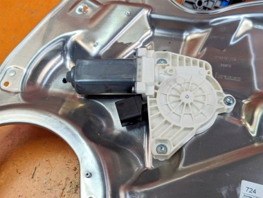 Стеклоподъемник передний правый MERCEDES-BENZ CLS-класс C218/X218 рестайлинг (2014 - 2017) — Разборка Мерседес