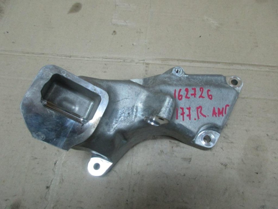 Лапа правая MERCEDES-BENZ C-класс W205/S205/C205/A205 (2014 - 2018) фото 1 — Разборка Мерседес