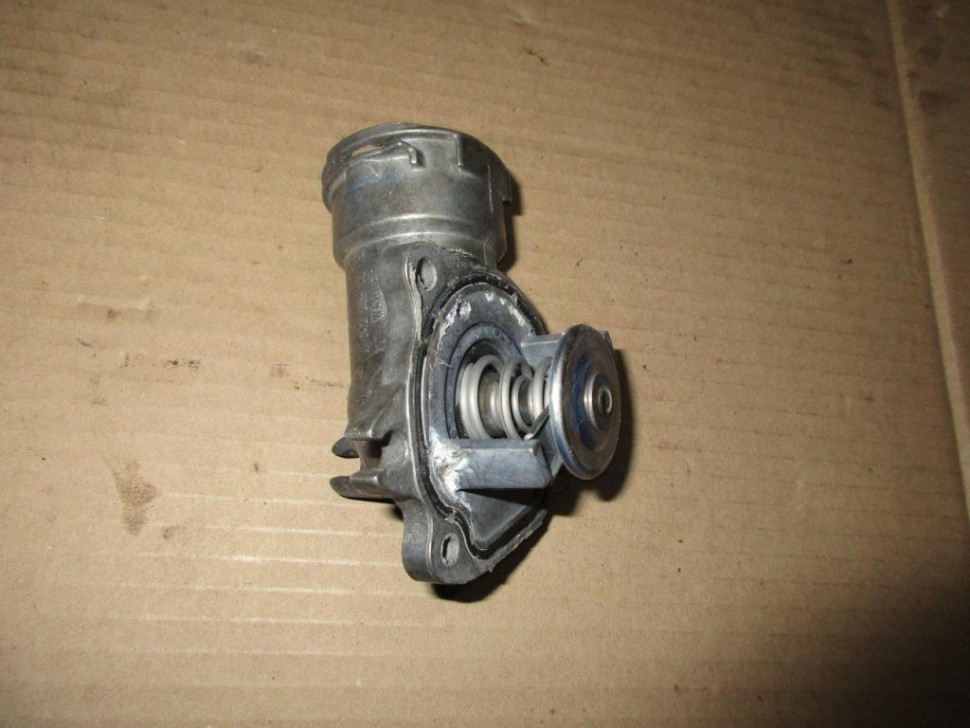 Термостат MERCEDES-BENZ M-класс W164 (2005 - 2008) фото 1 — Разборка Мерседес