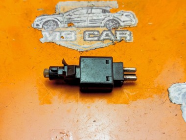 Выключатель стоп-сигнала MERCEDES-BENZ E-класс W124/S124/C124/A124 (1984 - 1997) &mdash; Разборка Мерседес