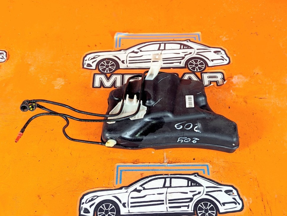 Бачок расширительный MERCEDES-BENZ M-класс W163 рестайлинг (2001 - 2005) фото 1 &mdash; Разборка Мерседес