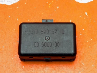 Датчик дождя и света MERCEDES-BENZ S-класс W220 (1998 - 2005) &mdash; Разборка Мерседес