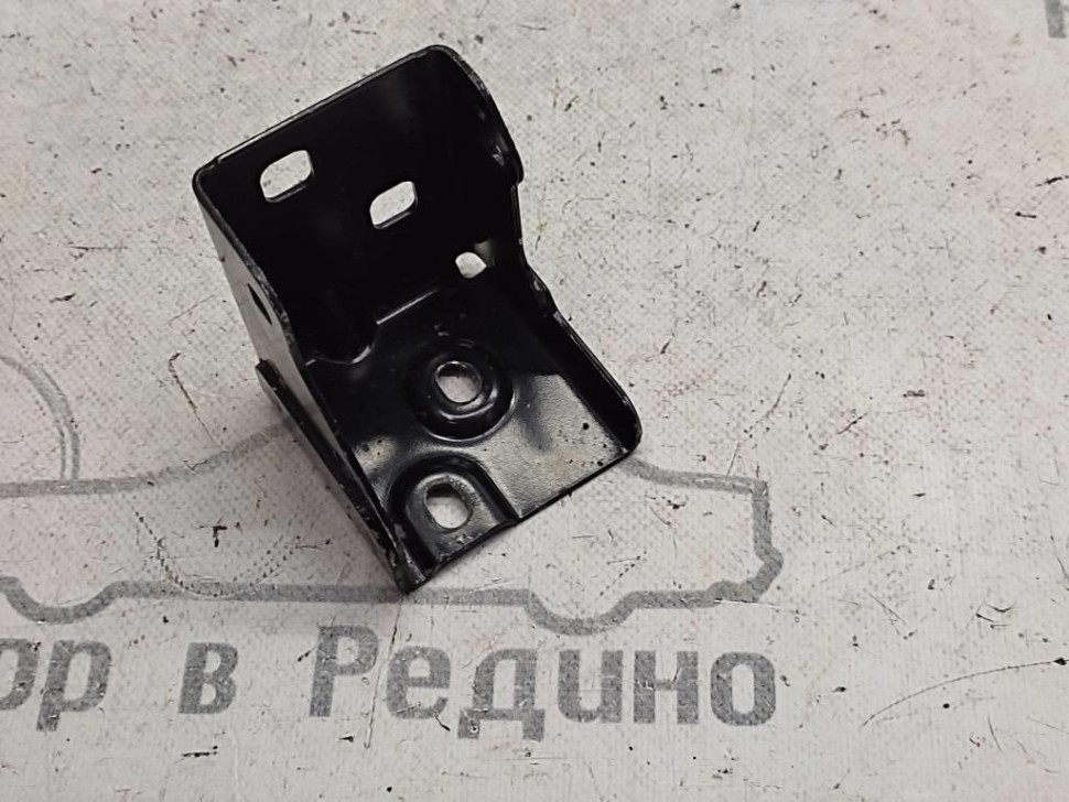 Кронштейн радиатора MERCEDES-BENZ C-класс W205/S205/C205/A205 (2014 - 2018) фото 1 — Разборка Мерседес