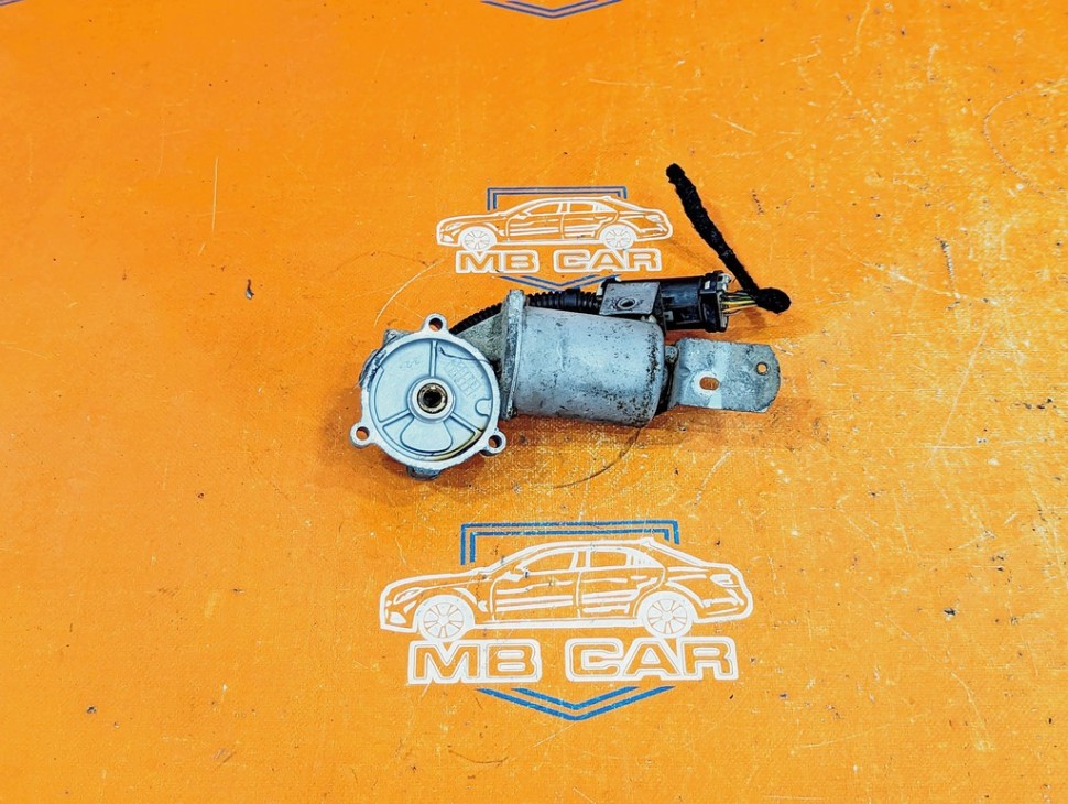 Моторчик раздаточной коробки MERCEDES-BENZ M-класс W163 рестайлинг (2001 - 2005) фото 1 — Разборка Мерседес