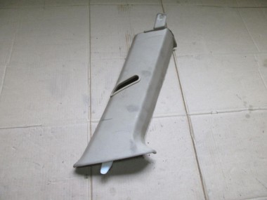 Накладка задней стойки MERCEDES-BENZ R-класс W251 (2005 - 2007) — Разборка Мерседес