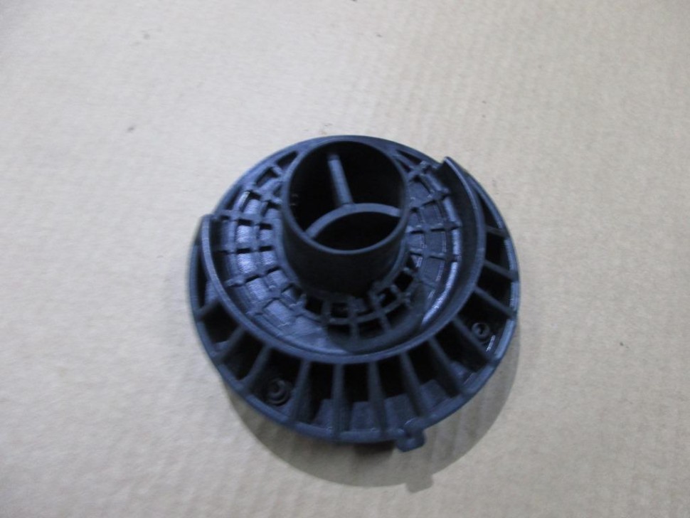 Опора задней пружины MERCEDES-BENZ C-класс W205/S205/C205/A205 (2014 - 2018) фото 1 — Разборка Мерседес